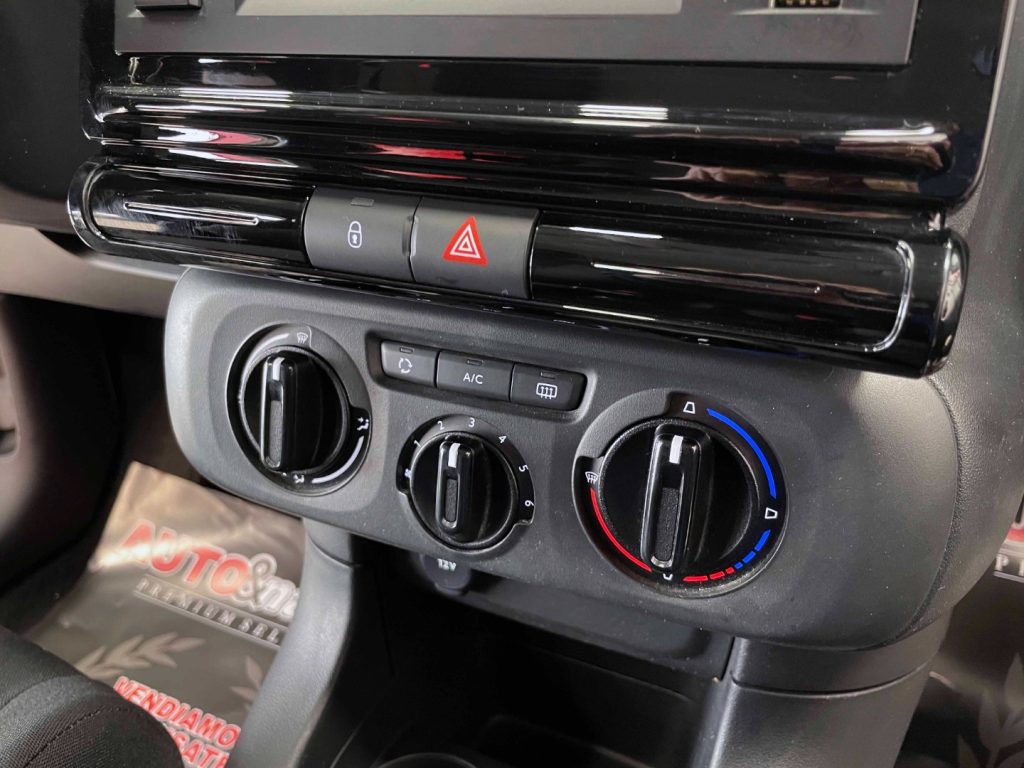 CITROEN C3 1.2 PURETECH YOU! S - 43