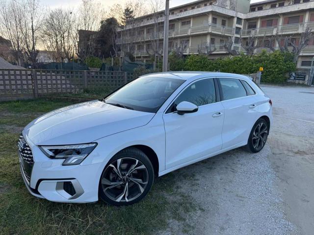 AUDI A3 Bianco metallizzato