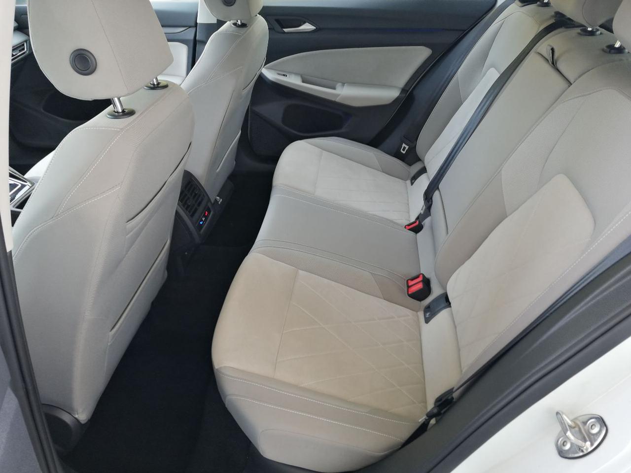 VOLKSWAGEN Golf 1.4 TSI eHYBRID 204 CV DSG Style - 9