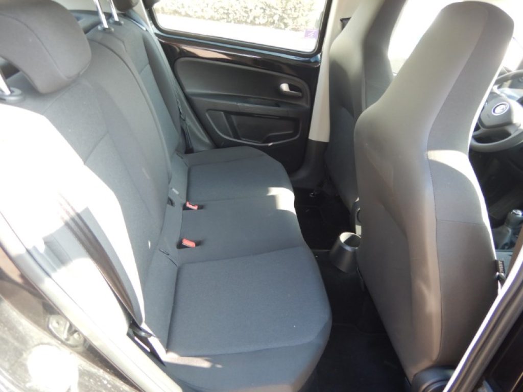 VOLKSWAGEN up! 1.0 5p. move up! BMT ** IVA ESP. OK NEOP. ** - 6