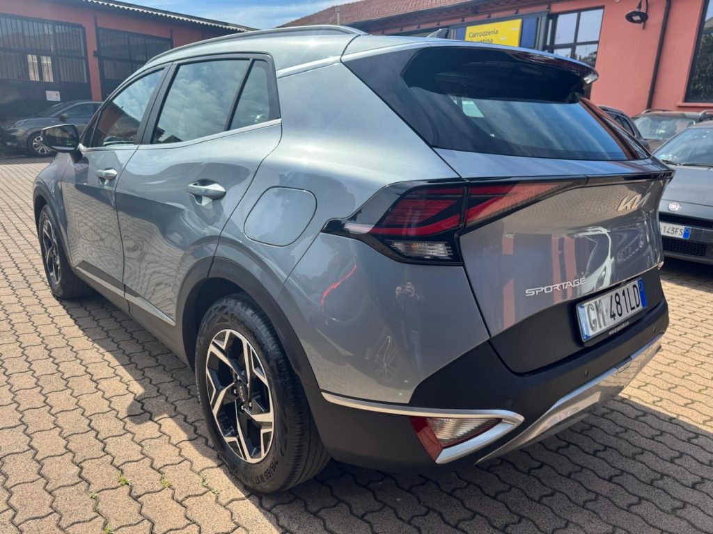 KIA Sportage 1.6 CRDi MHEV DCT Business - 7