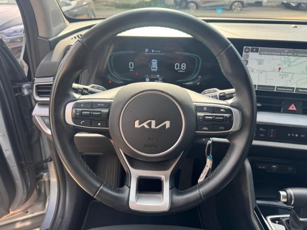 KIA Sportage 1.6 CRDi MHEV DCT Business - 8