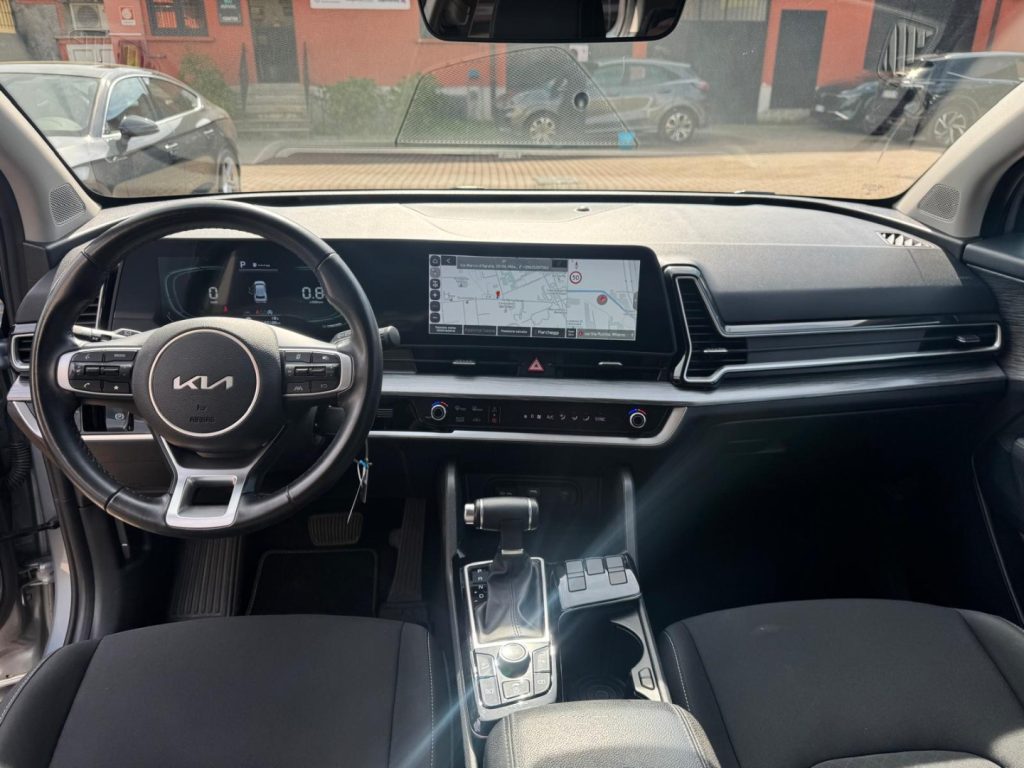 KIA Sportage 1.6 CRDi MHEV DCT Business - 16