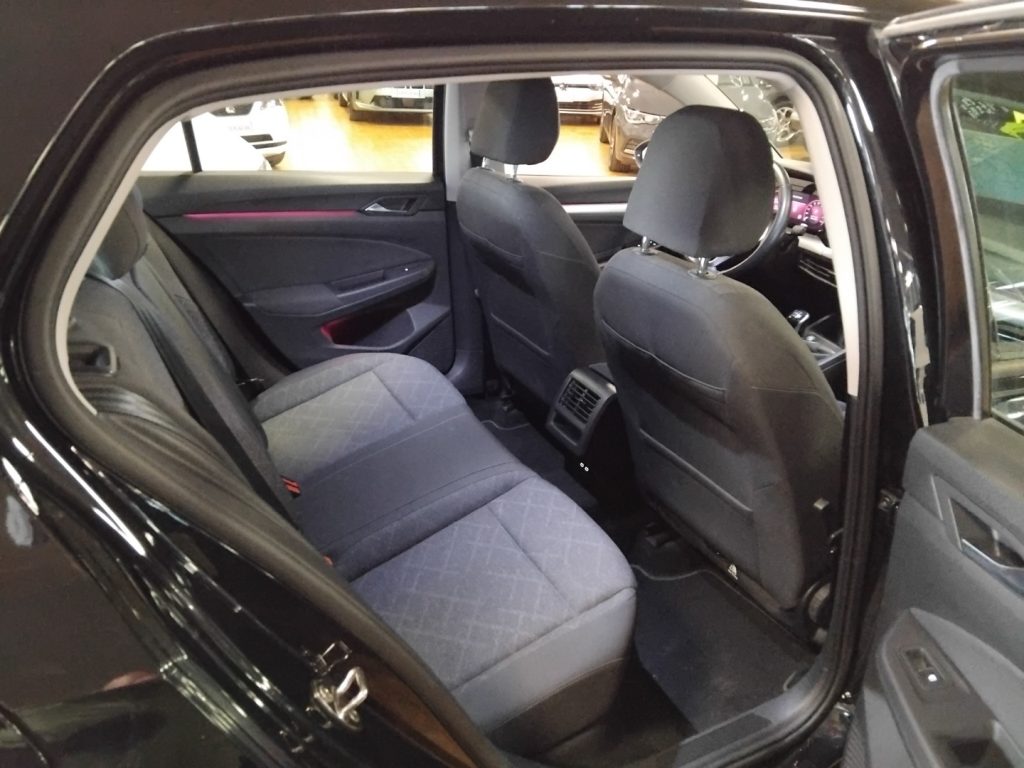 VOLKSWAGEN Golf 1.0 TSI EVO Life - 10