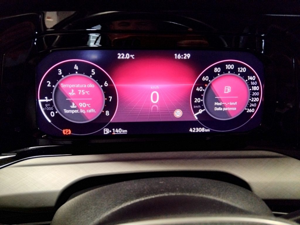 VOLKSWAGEN Golf 1.0 TSI EVO Life - 19
