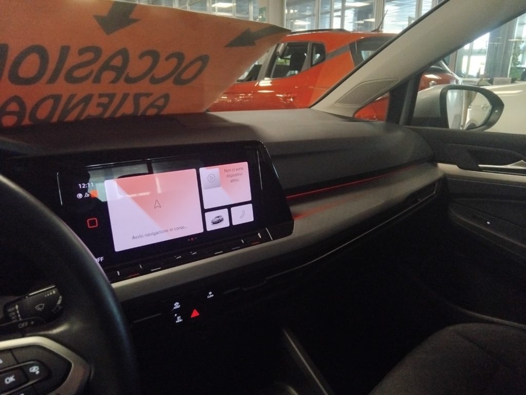 VOLKSWAGEN Golf 1.0 eTSI EVO Life DSG 17 MHEV - 11