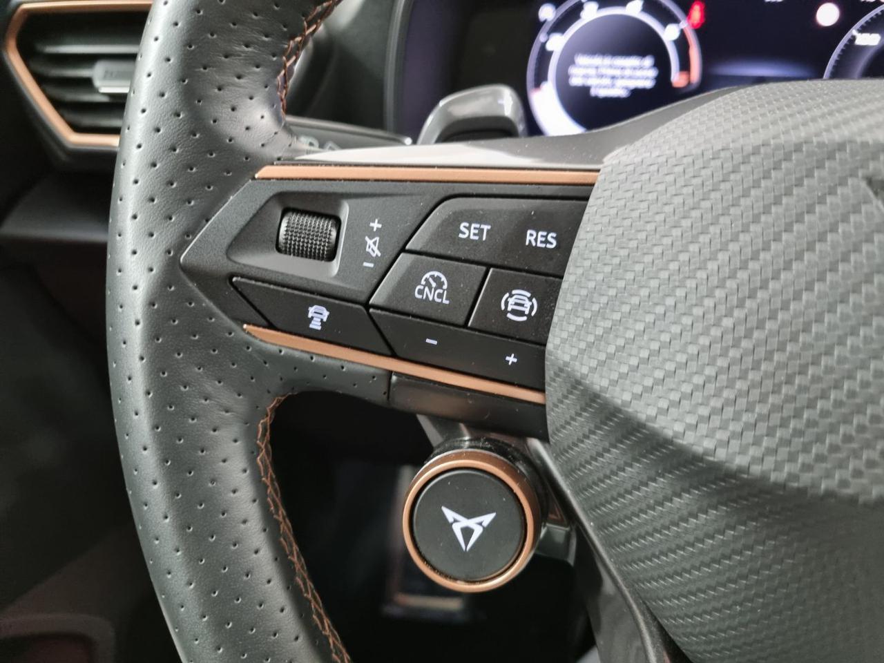 CUPRA Leon Sportstourer 1.5 Hybrid 150 CV DSG - 19