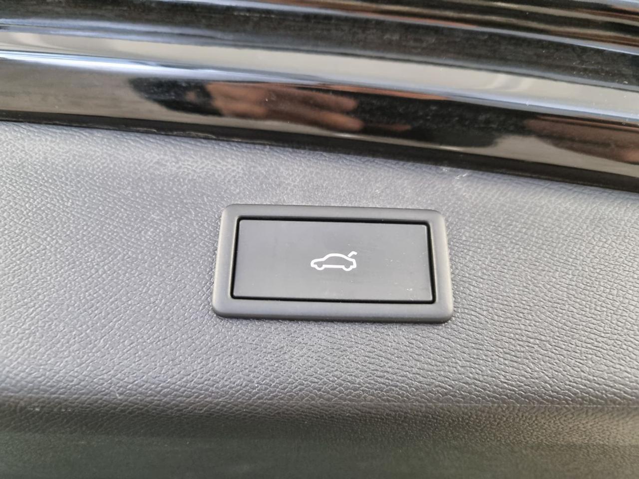 CUPRA Leon Sportstourer 1.5 Hybrid 150 CV DSG - 12