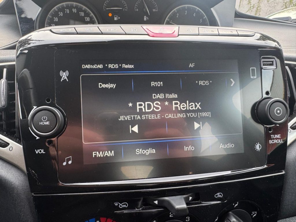 LANCIA Ypsilon 1.0 FireFly 5 porte S&S Hybrid Ecochic Gold - 8