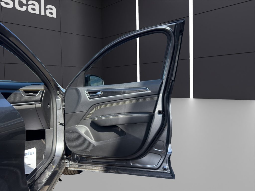 RENAULT Arkana Arkana Full Hybrid E-Tech 145 CV Engineered Fast T - 17
