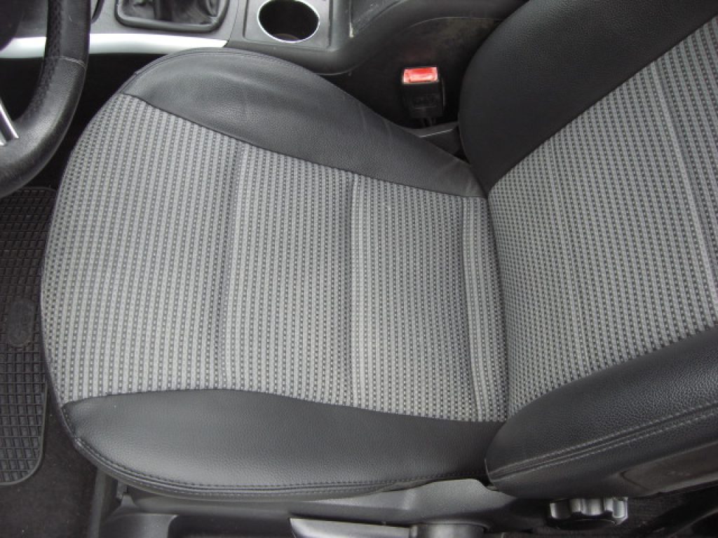 MERCEDES-BENZ B 200 Sport - 7