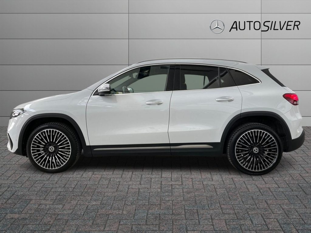 MERCEDES-BENZ EQA 250+ Premium Plus - 6