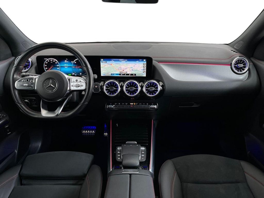 MERCEDES-BENZ EQA 250+ Premium Plus - 9