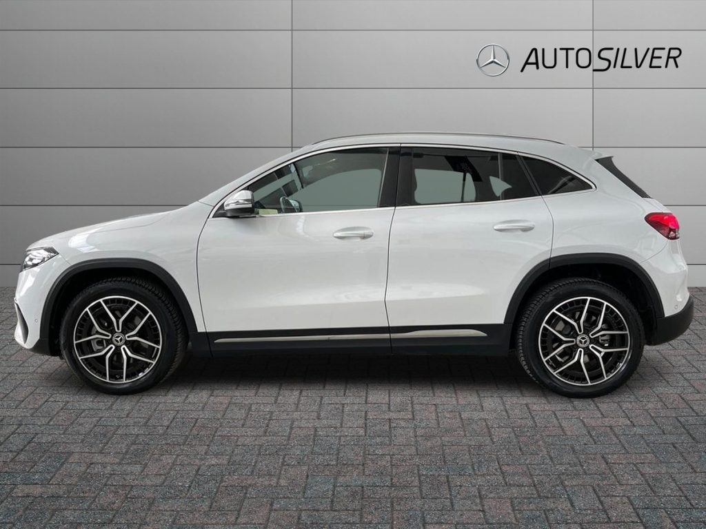 MERCEDES-BENZ EQA 250+ Premium - 6