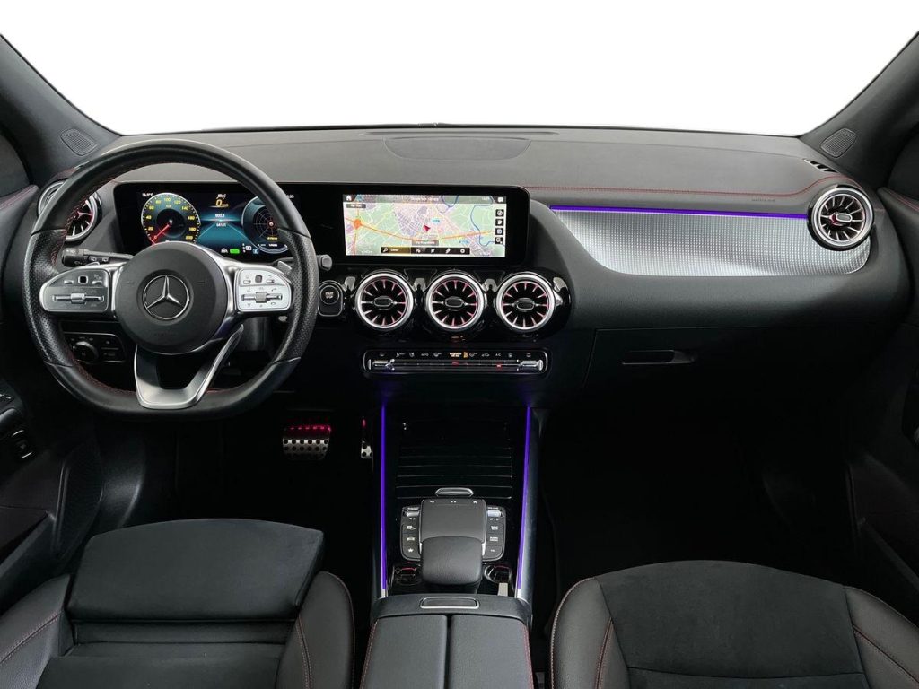 MERCEDES-BENZ EQA 250+ Premium - 9