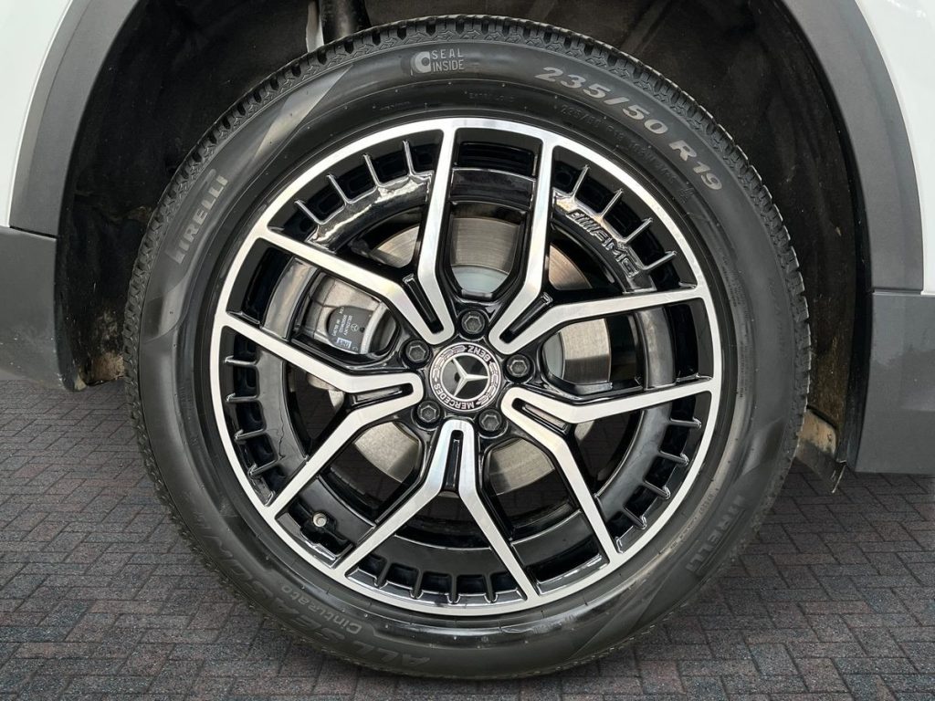 MERCEDES-BENZ EQA 250+ Premium - 7