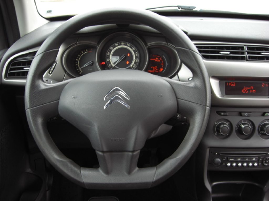 CITROEN C3 1.2 VTi 82CV Van Attraction - 13