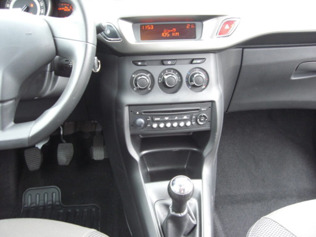 CITROEN C3 1.2 VTi 82CV Van Attraction - 14