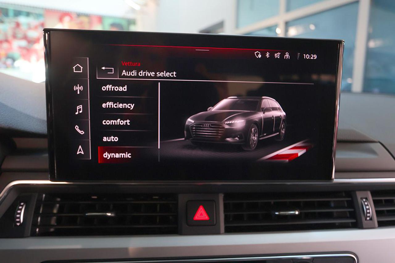 AUDI A4 allroad 40 TDI S-Tronic Identity Contrast - 26