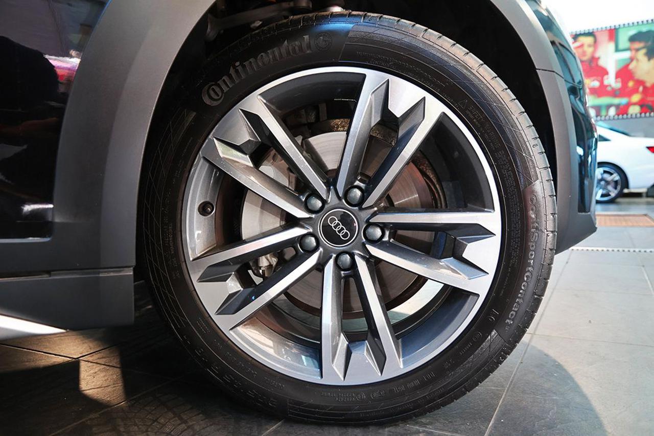 AUDI A4 allroad 40 TDI S-Tronic Identity Contrast - 6