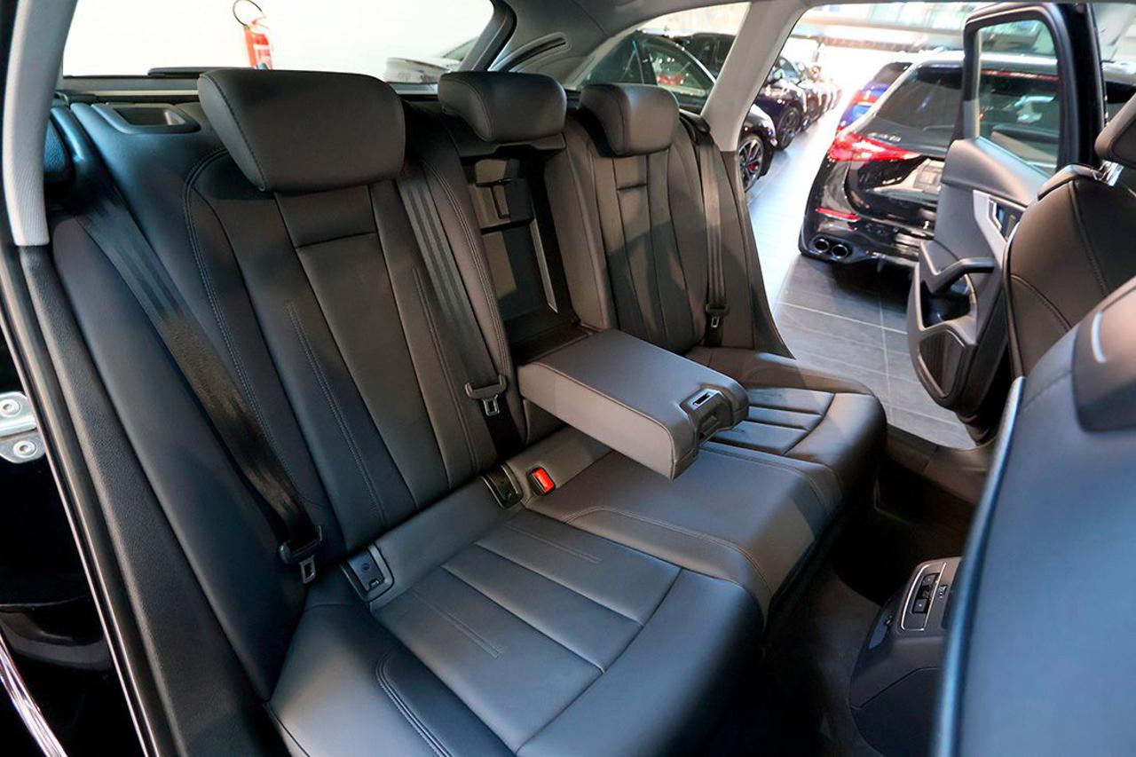 AUDI A4 allroad 40 TDI S-Tronic Identity Contrast - 20