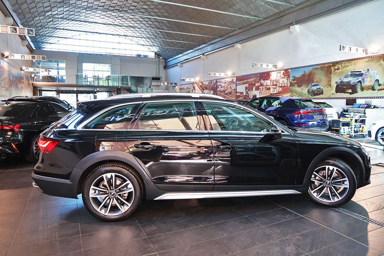 AUDI A4 allroad 40 TDI S-Tronic Identity Contrast - 10
