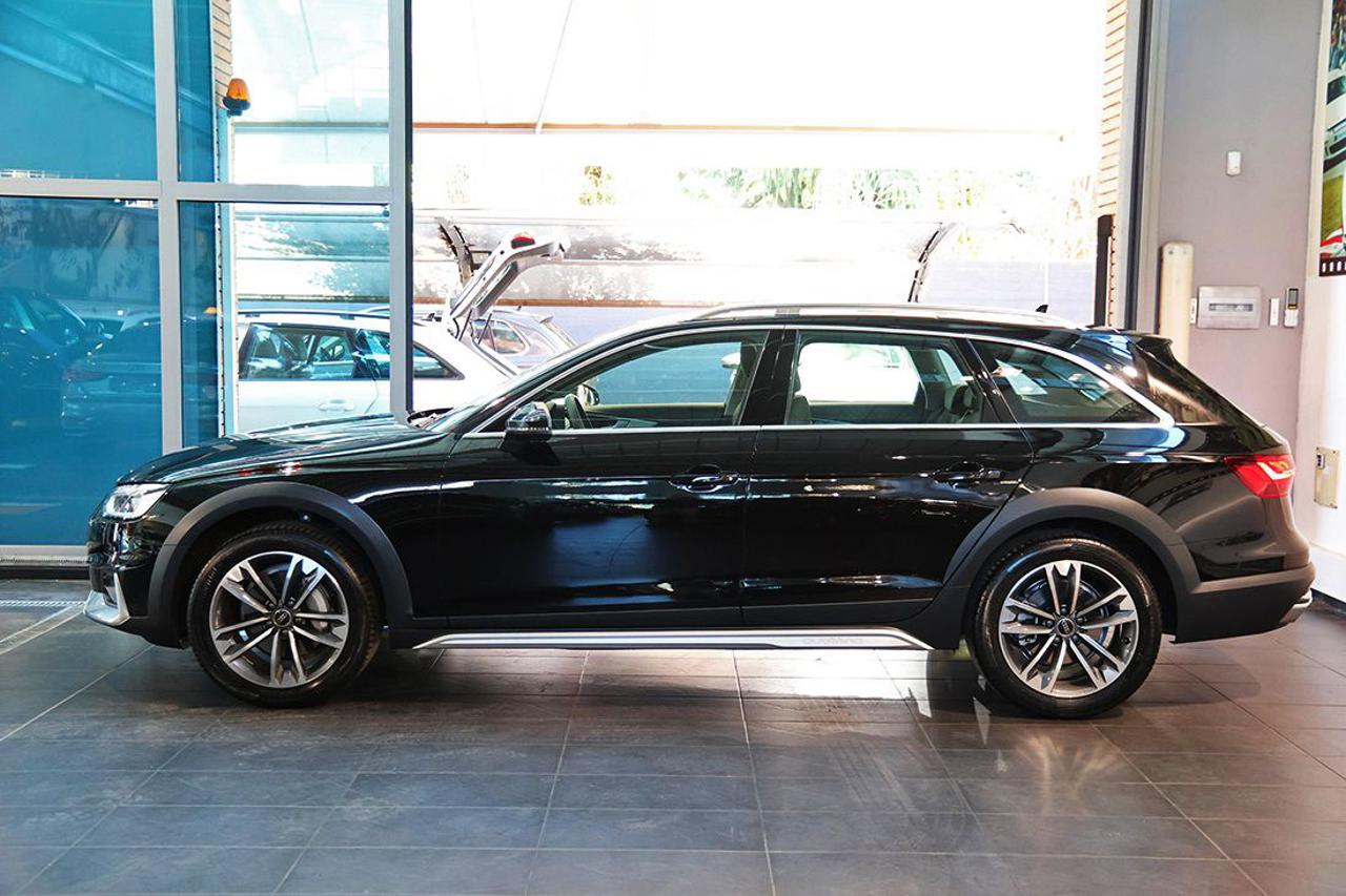 AUDI A4 allroad 40 TDI S-Tronic Identity Contrast - 3