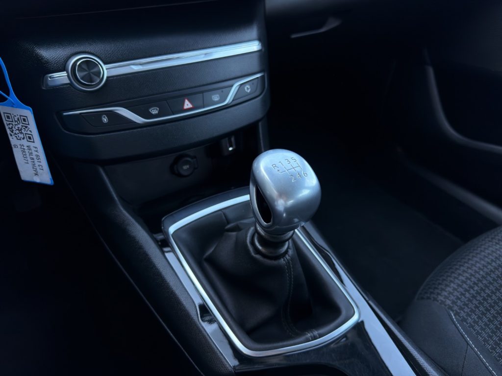 PEUGEOT 308 1.5 BlueHDi 130CV - 13