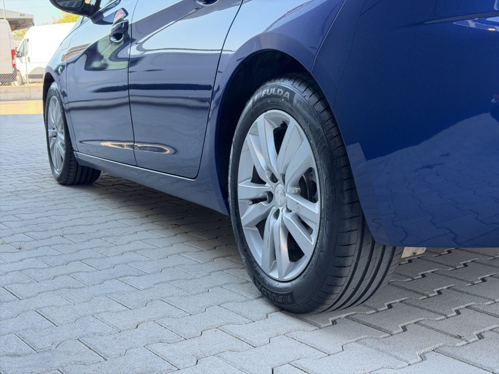 PEUGEOT 308 1.5 BlueHDi 130CV - 16