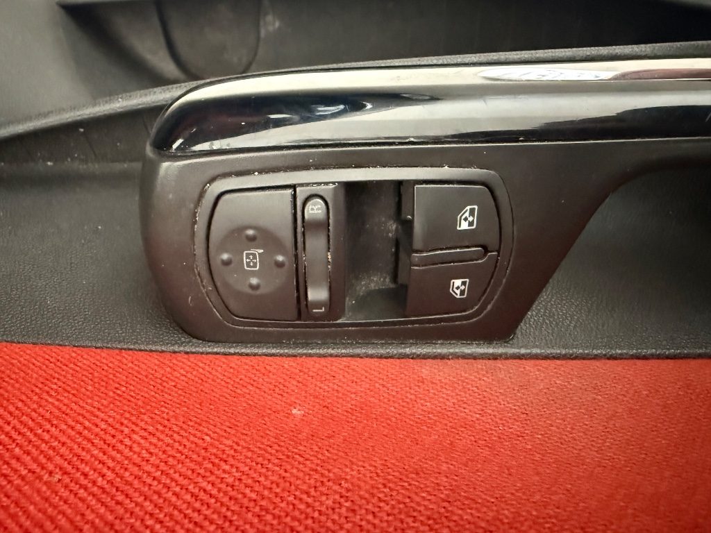 OPEL Corsa 1.2 3 porte Enjoy - 14