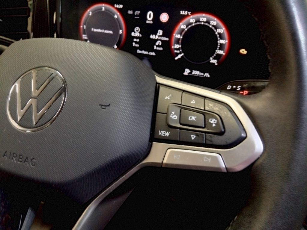 VOLKSWAGEN Tiguan 2.0 TDI SCR LIFE Dsg VIDEO - 24