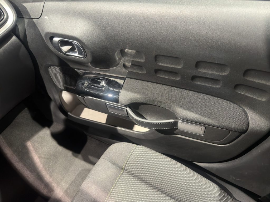 CITROEN C3 PureTech 110 S&S EAT6 Shine - 17