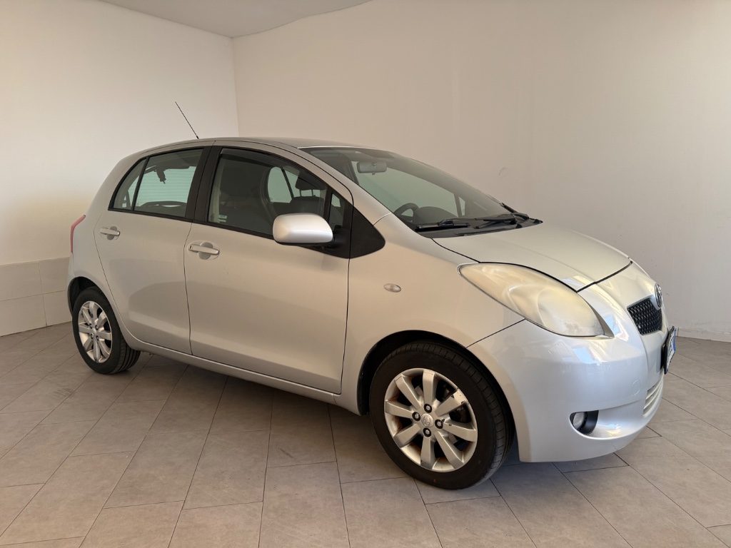 TOYOTA Yaris 1.3 5 porte M-MT Sol - 7