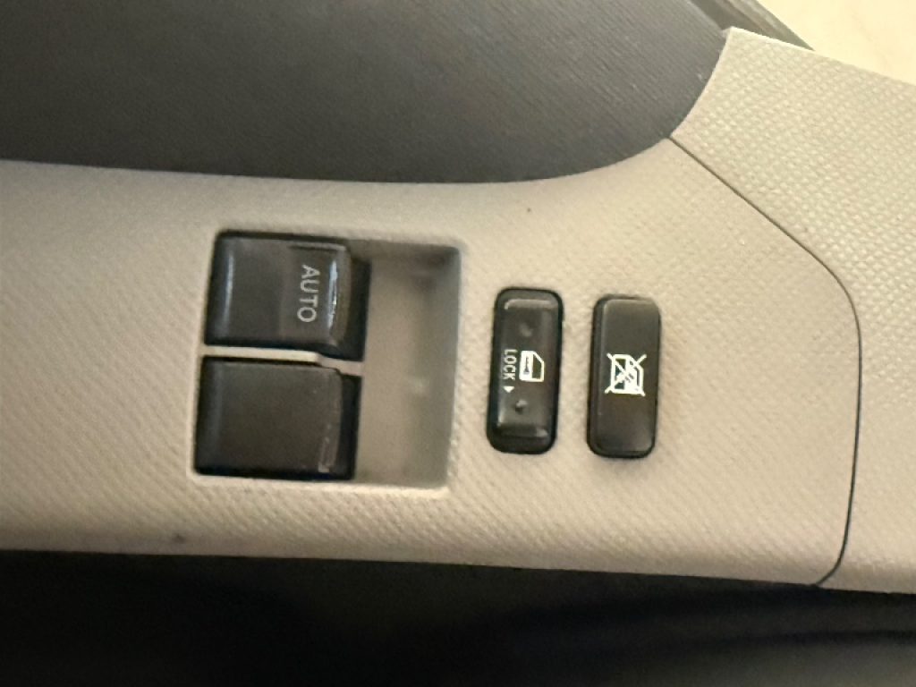 TOYOTA Yaris 1.3 5 porte M-MT Sol - 15