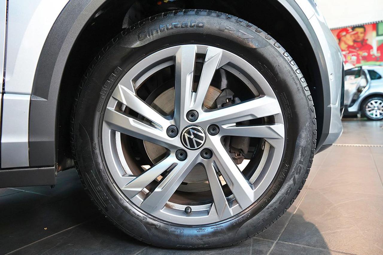 VOLKSWAGEN T-Roc 1.0 TSI R-Line - 6