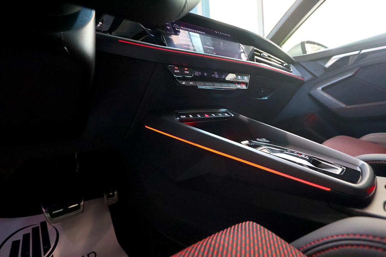 AUDI S3 TFSI Sedan Quattro S-Tronic Sport Attitude - 42