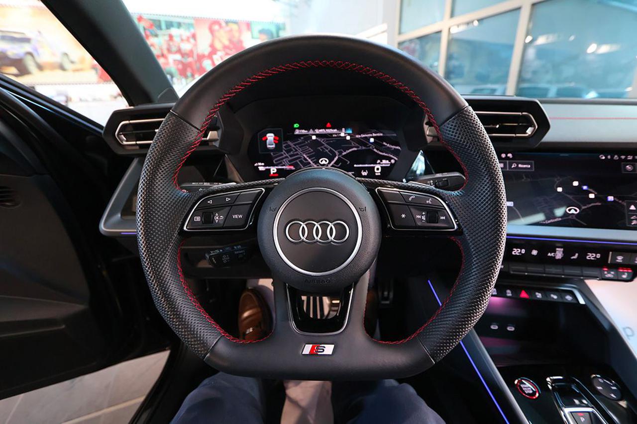 AUDI S3 TFSI Sedan Quattro S-Tronic Sport Attitude - 25