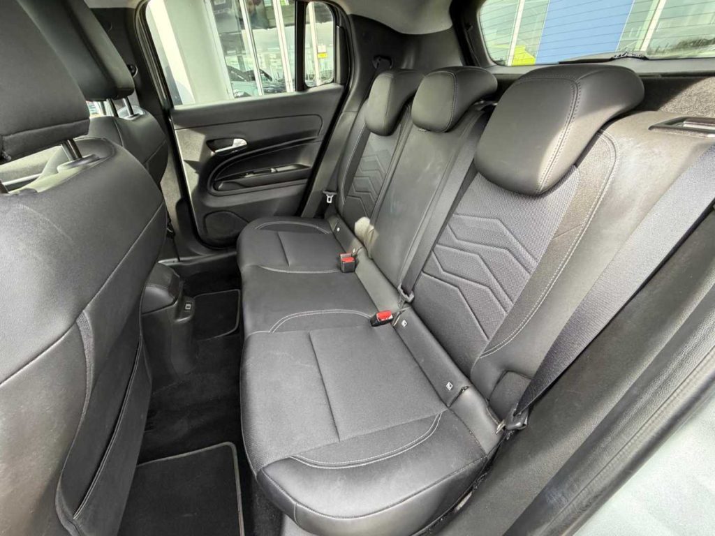 JEEP Avenger 1.2 Turbo 100 CV MHEV Summit - 11