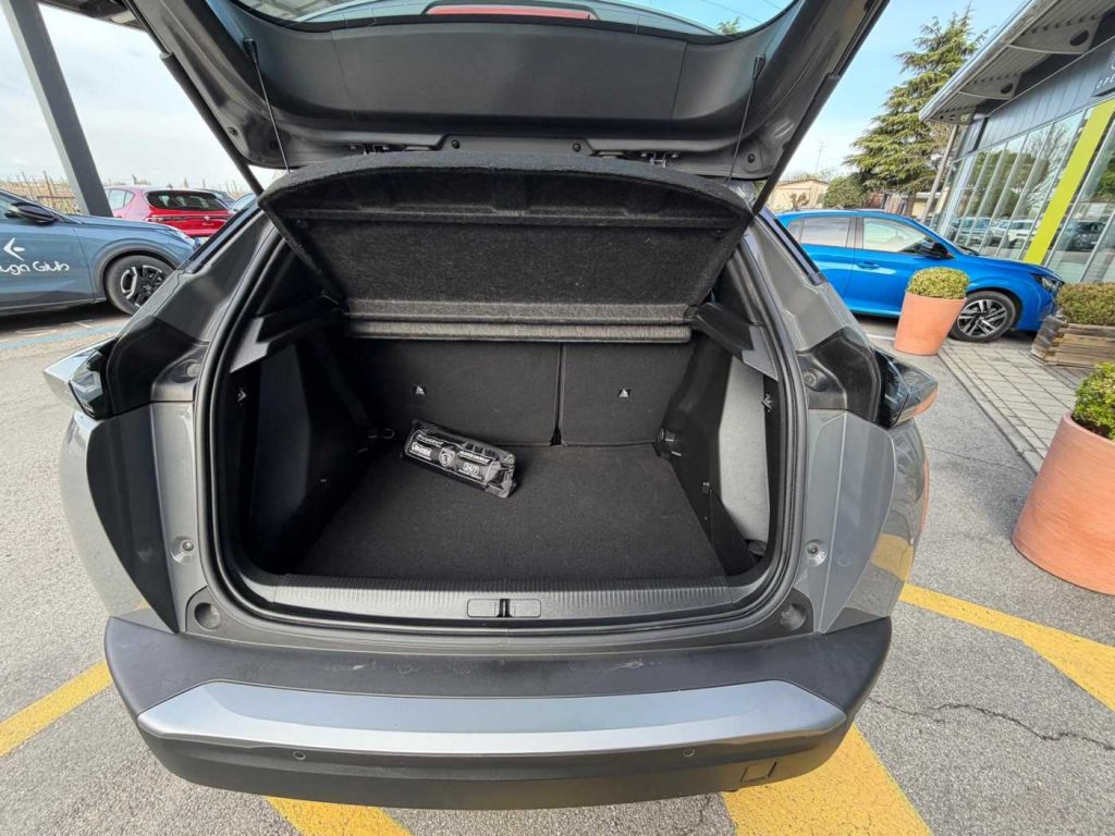 JEEP Avenger 1.2 Turbo 100 CV Summit - 11