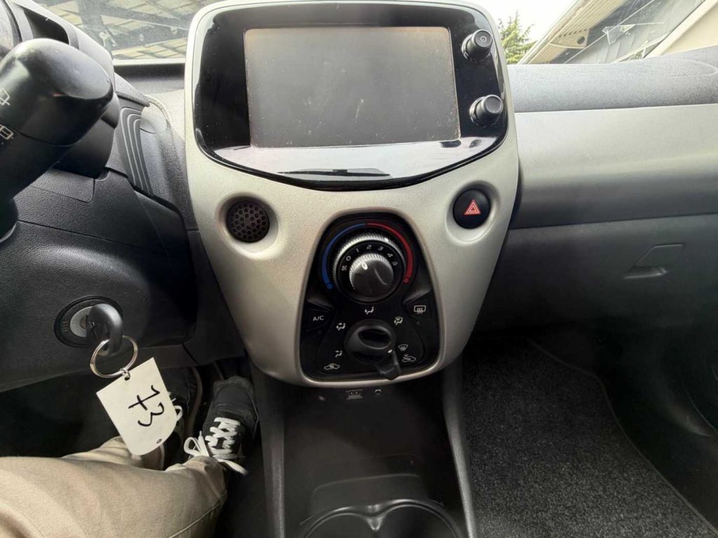 PEUGEOT 108 VTi 68 5 porte Active TOP! - 16