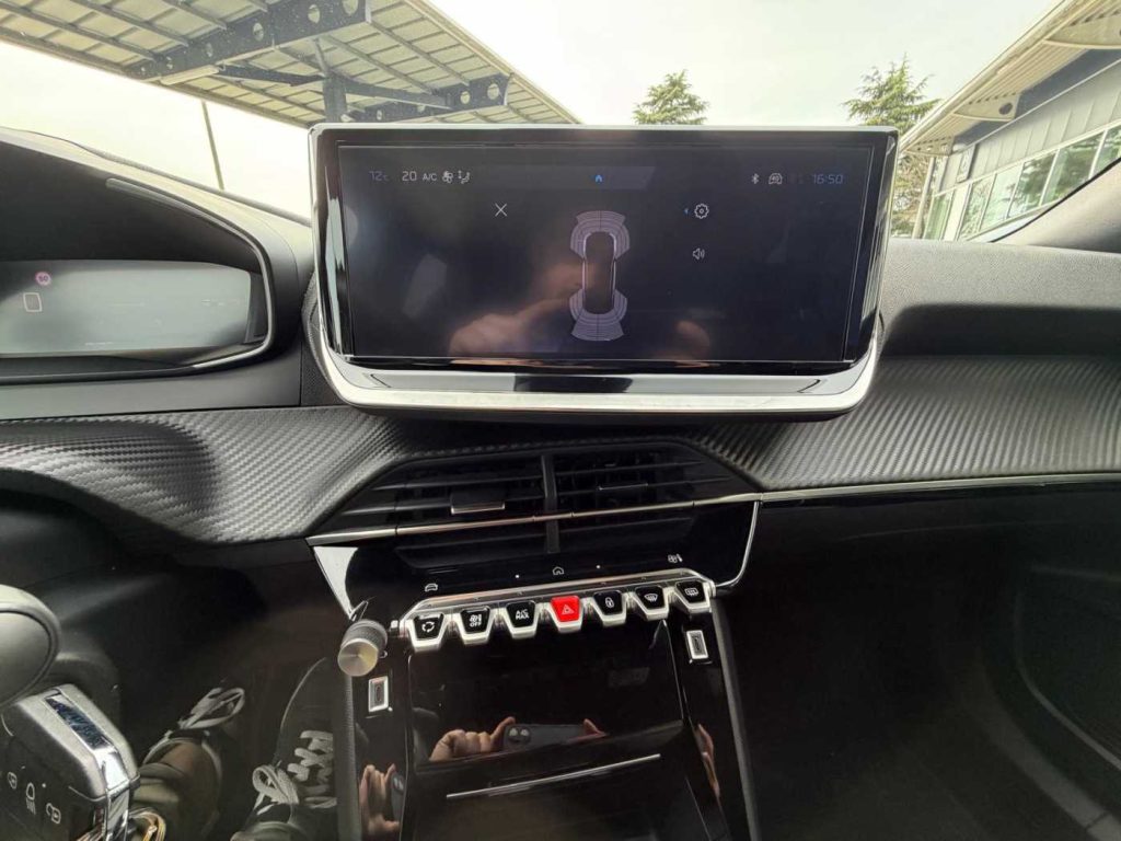 PEUGEOT 2008 PureTech 100 S&S Allure - 16