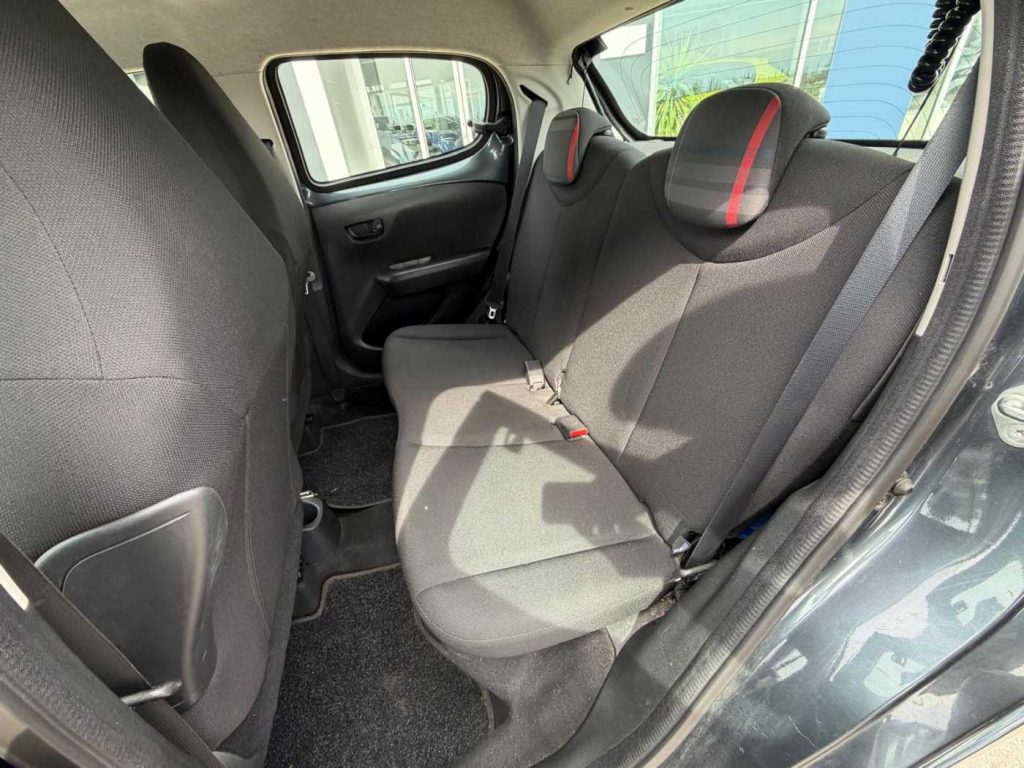 PEUGEOT 108 VTi 68 5 porte Active TOP! - 12