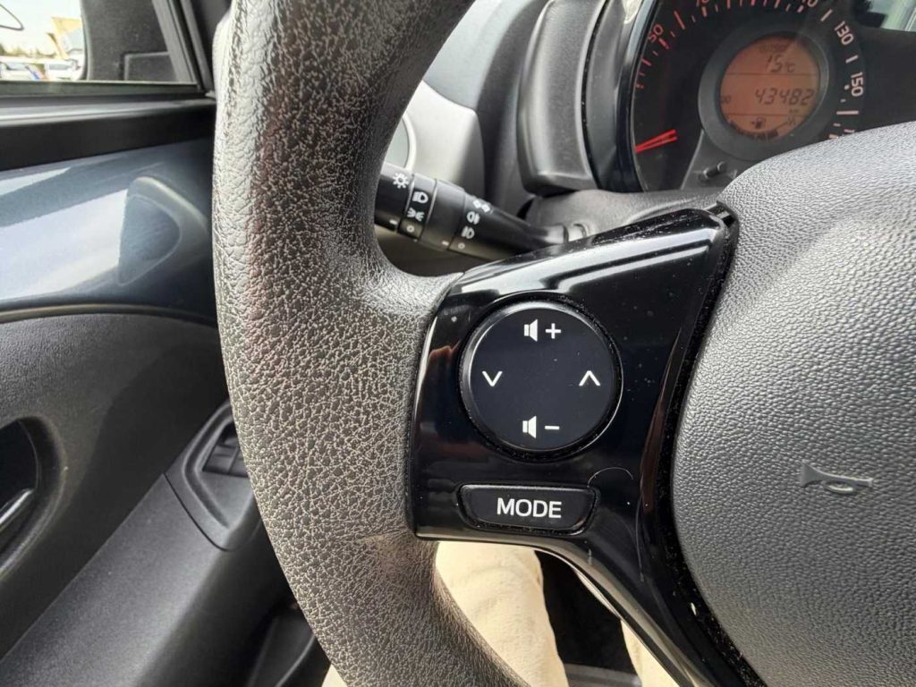 PEUGEOT 108 VTi 68 5 porte Active TOP! - 18