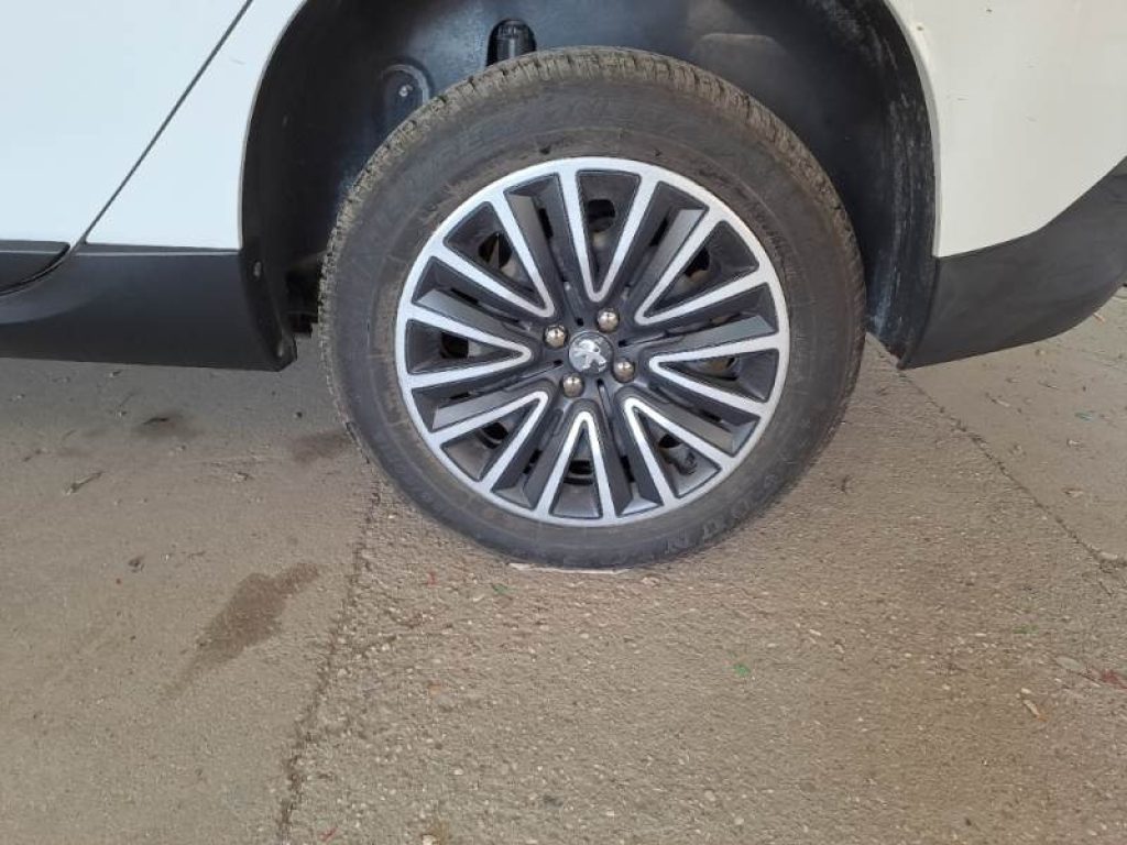 PEUGEOT 2008 1° serie BlueHDi 100 S&S Active - 9