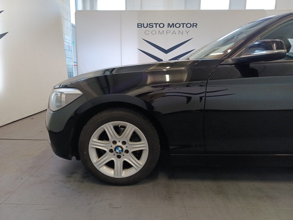 BMW 114 114i 3p Sport E6 - 7