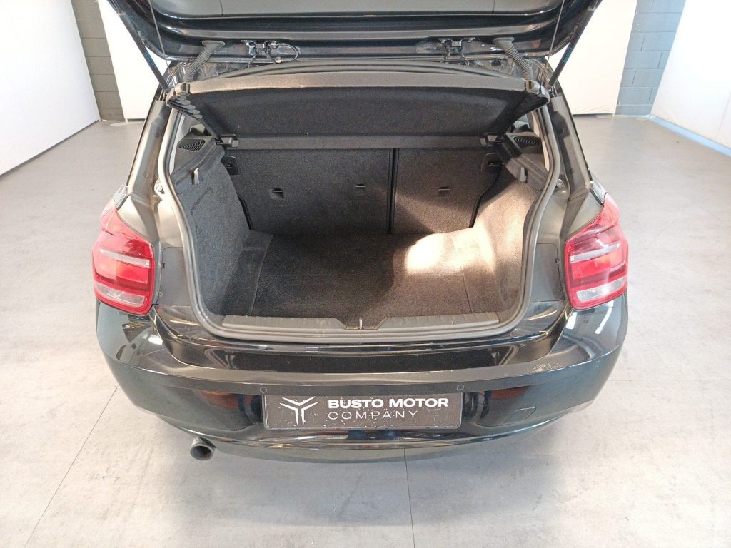 BMW 114 114i 3p Sport E6 - 10