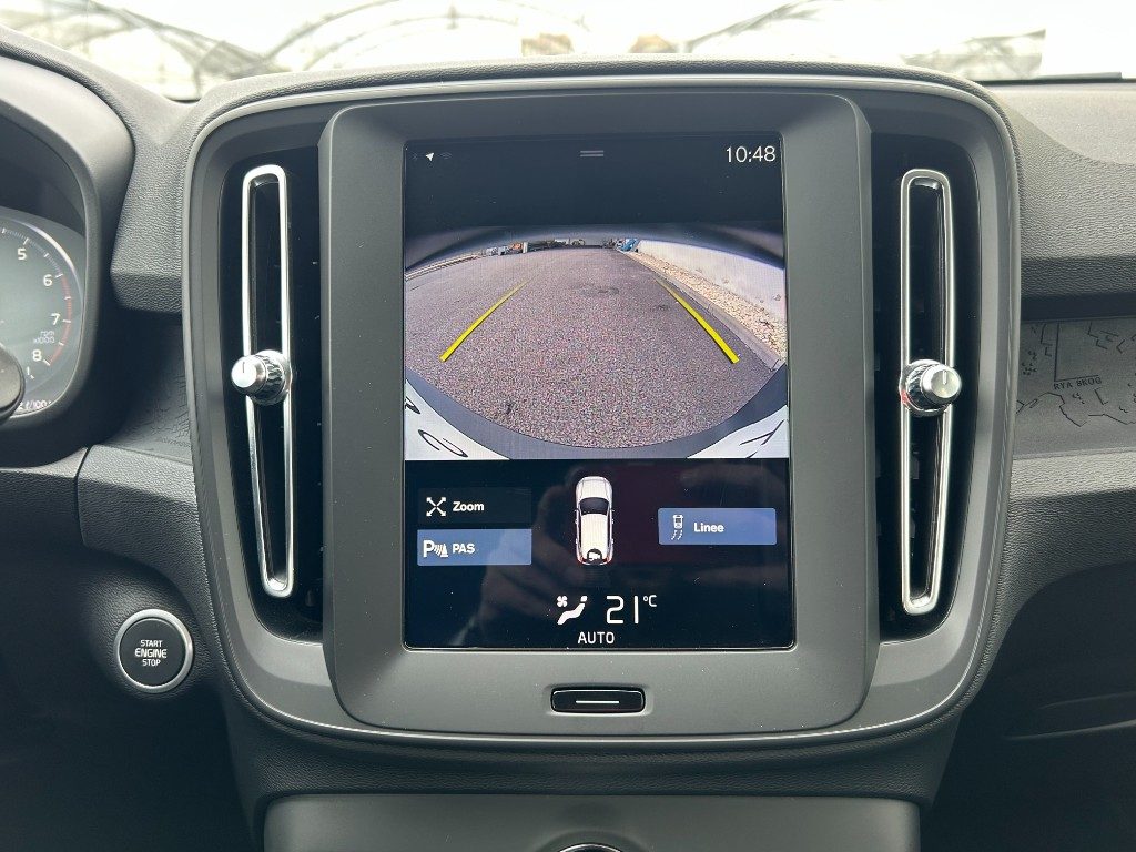 VOLVO XC40 T3 Geartronic - Grid Foto 12