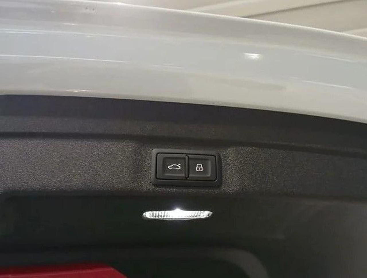 AUDI A5 Avant TDI 150 kW mHEV+ S tronic S Line edition - 13