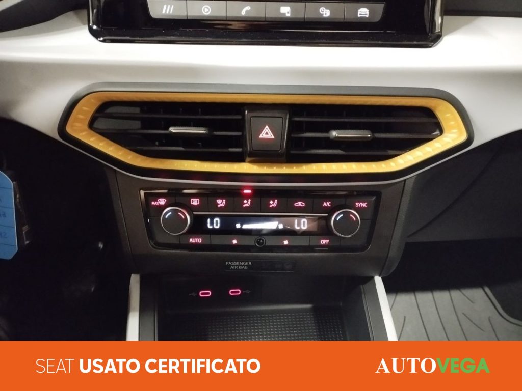 SEAT Arona 1.0 ecotsi style 95cv - 15