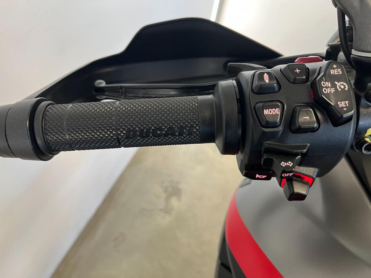 DUCATI Multistrada V4 S GRAND TOUR SANDSTONE GR - 12